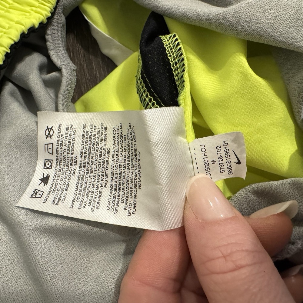 Nike Women's Dri FIT Tempo Running Shorts Medium Yellow 3" Lined - Picture 7 of 11